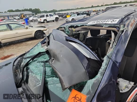2016 Chevrolet Equinox LT z VIN 2GNALCEK1G1116417, wystawiony jako Copart lot #63656475 z przebiegiem 104 374 mil mil oraz Szkoda całkowita • Salvage title. Historia ofert i sprzedaży dostępna na DreamBid. Obrazek 13.