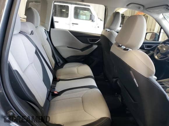 2022 Subaru Forester z VIN JF2SKACC6NH508806, wystawiony jako Copart lot #60715235 z przebiegiem 29 991 mil mil oraz Szkoda całkowita • Salvage title. Historia ofert i sprzedaży dostępna na DreamBid. Obrazek 11.