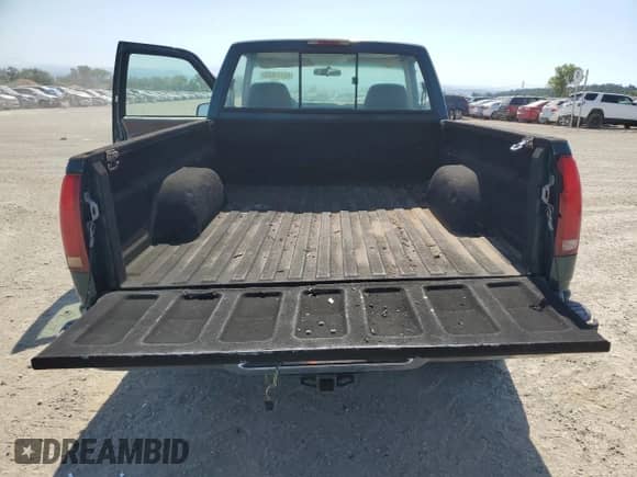 1998 GMC Sierra 1500 with VIN 1GTEK14W3WZ535896, listed as a Copart auction lot 63741625 with 130,831 mi miles and Salvage title. Bid and sale history available at DreamBid. Image 10.