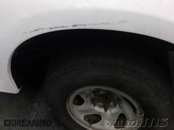 2001 Ford F-150 XL z VIN 1FTRF17W61KA53619, wystawiony jako IAAI lot #43578589 z przebiegiem 295 829 mil mil oraz . Historia ofert i sprzedaży dostępna na DreamBid. Obrazek 5.