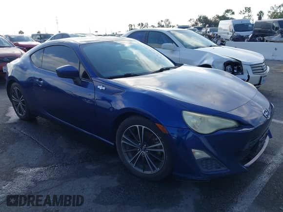 2013 Scion FR-S с VIN JF1ZNAA17D2727299, выставлен на аукционе IAAI как лот 43369757 с пробегом 137 218 миль миль и . История ставок и продаж доступна на DreamBid. Изображение 1.