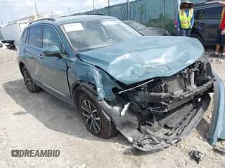 2020 Volkswagen Tiguan SE с VIN 3VV2B7AX7LM150133, выставлен на аукционе IAAI как лот 43288527 с пробегом 52 517 миль миль и . История ставок и продаж доступна на DreamBid. Изображение 1.