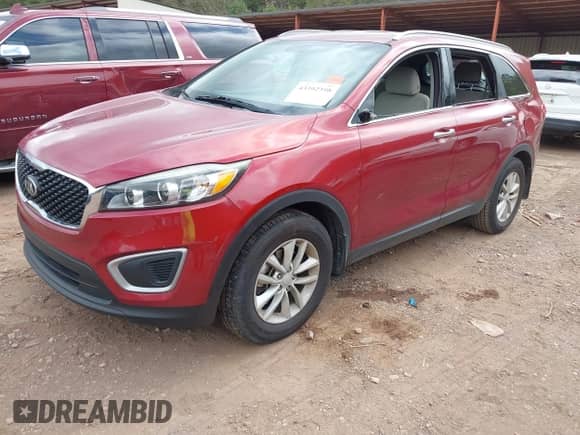 2018 Kia Sorento L with VIN 5XYPG4A31JG341655, listed as a IAAI auction lot 43392398 with 97,842 mi miles and . Bid and sale history available at DreamBid. Image 2.