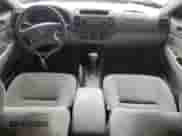 2004 Toyota Camry LE z VIN 4T1BF30KX4U569944, wystawiony jako Copart lot #81707915 z przebiegiem 246 068 mil mil oraz Szkoda całkowita • Salvage title. Historia ofert i sprzedaży dostępna na DreamBid. Obrazek 8.