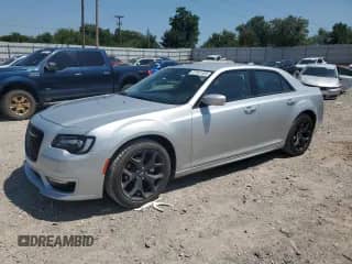 2022 Chrysler 300 Touring L с VIN 2C3CCADG5NH178978, выставлен на аукционе Copart как лот 67051405 с пробегом 15 847 миль миль и Чистый • Clean title. История ставок и продаж доступна на DreamBid. Изображение 1.