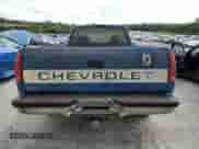 1997 Chevrolet Silverado 1500 z VIN 1GCEK14M7VE226257, wystawiony jako Copart lot #70229755 z przebiegiem 132 114 mil mil oraz Czysty tytuł • Clean title. Historia ofert i sprzedaży dostępna na DreamBid. Obrazek 6.