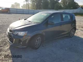 2017 Chevrolet Sonic LT с VIN 1G1JD6SH1H4154129, выставлен на аукционе Copart как лот 70502255 с пробегом 116 492 миль миль и Списание • Salvage title. История ставок и продаж доступна на DreamBid. Изображение 1.