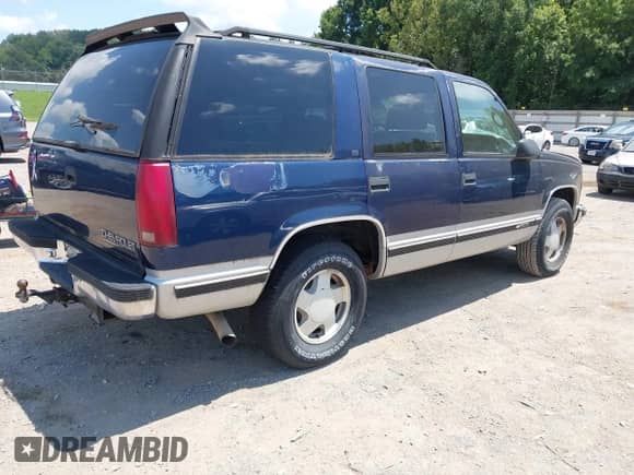 1997 Chevrolet Tahoe с VIN 1GNEK13R2VJ348438, выставлен на аукционе IAAI как лот 42910030 с пробегом 207 823 миль миль и . История ставок и продаж доступна на DreamBid. Изображение 4.