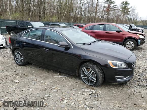 2015 Volvo S60 T5 Platinum с VIN YV1612TMXF1347012, выставлен на аукционе Copart как лот 52639184 с пробегом 109 005 миль миль и Списание • Salvage title. История ставок и продаж доступна на DreamBid. Изображение 4.