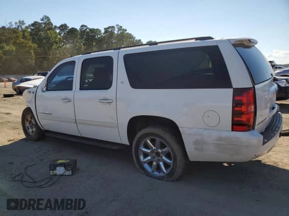 2007 Chevrolet Suburban LT with VIN 3GNFC16067G308317, listed as a Copart auction lot 81476485 with Not provided miles and Salvage title. Bid and sale history available at DreamBid. Image 2.