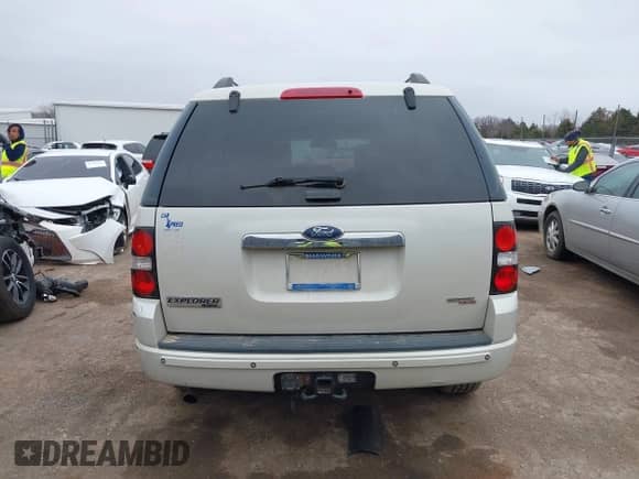 2006 Ford Explorer Limited z VIN 1FMEU65E86UB55944, wystawiony jako IAAI lot #41683579 z przebiegiem 245 356 mil mil oraz . Historia ofert i sprzedaży dostępna na DreamBid. Obrazek 16.