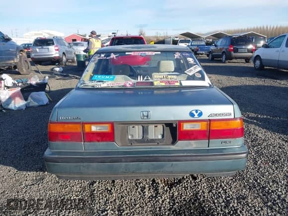 1989 Honda Accord с VIN JHMCA5645KC126050, выставлен на аукционе IAAI как лот 41861589 с пробегом 224 748 миль миль и . История ставок и продаж доступна на DreamBid. Изображение 16.