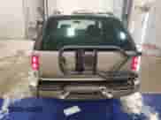 2001 Chevrolet Blazer LS z VIN 1GNCT18WX1K102325, wystawiony jako Copart lot #45460265 z przebiegiem 190 351 mil mil oraz Czysty tytuł • Clean title. Historia ofert i sprzedaży dostępna na DreamBid. Obrazek 6.