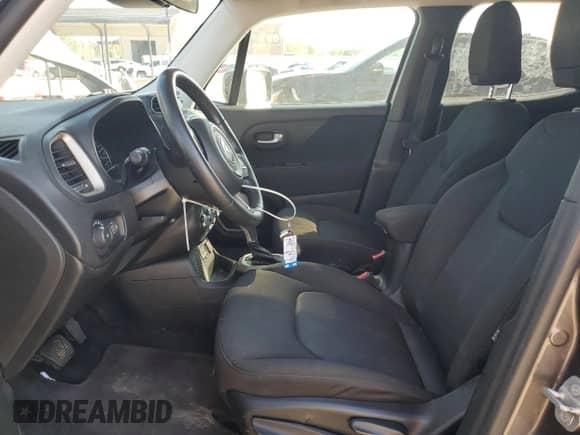 2017 Jeep Renegade Latitude с VIN ZACCJABB4HPE91774, выставлен на аукционе Copart как лот 81569105 с пробегом 118 580 миль миль и Списание • Salvage title. История ставок и продаж доступна на DreamBid. Изображение 7.