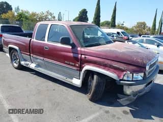 2000 Dodge 1500 with VIN 1B7HC13Y6YJ105133, listed as a IAAI auction lot 43243143 with 106,838 mi miles and . Bid and sale history available at DreamBid. Image 1.