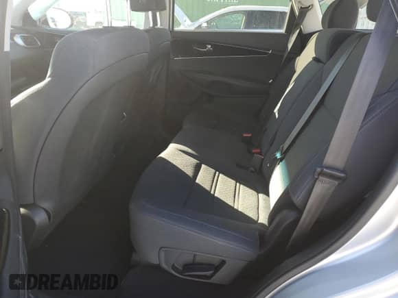 2020 Kia Sorento L with VIN 5XYPG4A37LG664417, listed as a Copart auction lot 45886685 with 81,791 mi miles and Salvage title. Bid and sale history available at DreamBid. Image 11.