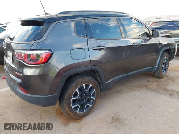 2020 Jeep Compass Trailhawk с VIN 3C4NJDDB0LT111645, выставлен на аукционе IAAI как лот 43052617 с пробегом 64 504 миль миль и . История ставок и продаж доступна на DreamBid. Изображение 4.