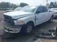 2020 Ram 1500 SLT z VIN 1C6RR6TT9LS111068, wystawiony jako IAAI lot #42132794 z przebiegiem 131 133 mil mil oraz . Historia ofert i sprzedaży dostępna na DreamBid. Obrazek 17.