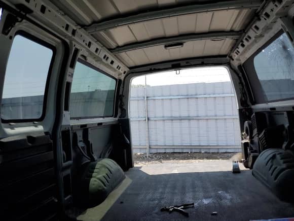 2014 Chevrolet Express Cargo with VIN 1GCSGAFX0E1157270, listed as a Copart auction lot 59012945 with Not provided miles and Salvage title. Bid and sale history available at DreamBid. Image 10.