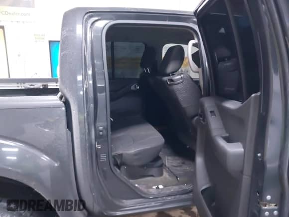 2013 Nissan Frontier SV with VIN 1N6AD0EV5DN734619, listed as a IAAI auction lot 41300993 with 104,013 mi miles and . Bid and sale history available at DreamBid. Image 8.