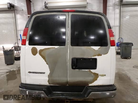 2009 Chevrolet Express Passenger z VIN 1GAHG39K491165750, wystawiony jako Copart lot #49175205 z przebiegiem 378 014 mil mil oraz Nie do naprawy • Non repairable. Historia ofert i sprzedaży dostępna na DreamBid. Obrazek 6.