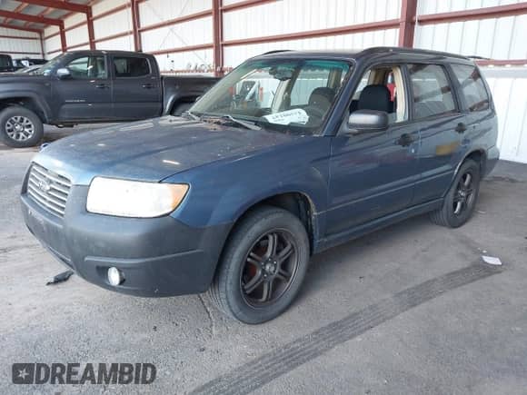 2007 Subaru Forester X with VIN JF1SG63687G704252, listed as a IAAI auction lot 43390147 with 196,615 mi miles and . Bid and sale history available at DreamBid. Image 2.