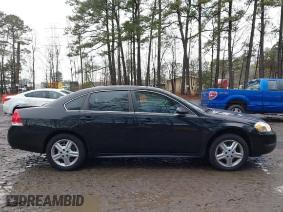 2015 Chevrolet Impala Police Police with VIN 2G1WD5E30F1123396, listed as a IAAI auction lot 41357666 with 81,411 mi miles and . Bid and sale history available at DreamBid. Image 13.