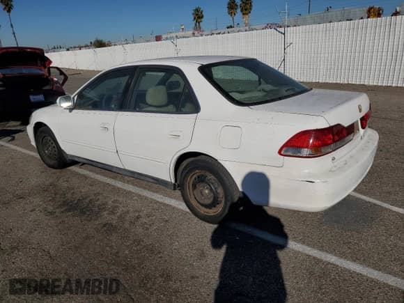 2002 Honda Accord LX с VIN 1HGCG655X2A076954, выставлен на аукционе Copart как лот 81845354 с пробегом Не указан миль и Списание • Salvage title. История ставок и продаж доступна на DreamBid. Изображение 2.