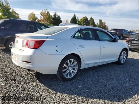 2016 Chevrolet Malibu LTZ with VIN 1G11E5SA0GF109504, listed as a Copart auction lot 81787245 with 167,181 mi miles and Salvage title. Bid and sale history available at DreamBid. Image 3.