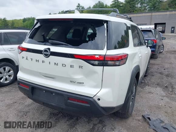 2024 Nissan Pathfinder SV with VIN 5N1DR3BC6RC240547, listed as a IAAI auction lot 42257858 with 13,465 mi miles and . Bid and sale history available at DreamBid. Image 4.