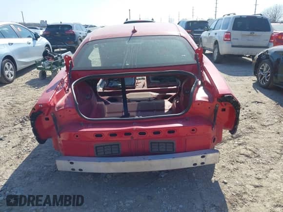 2017 Dodge Challenger 392 Hemi Scat Pack Shaker z VIN 2C3CDZFJ4HH636339, wystawiony jako IAAI lot #41758549 z przebiegiem Nie podano mil oraz . Historia ofert i sprzedaży dostępna na DreamBid. Obrazek 16.