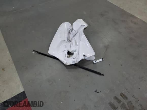 2017 Toyota Camry XLE с VIN 4T1BF1FKXHU398291, выставлен на аукционе Copart как лот 89795675 с пробегом 132 924 миль миль и Списание • Salvage title. История ставок и продаж доступна на DreamBid. Изображение 12.