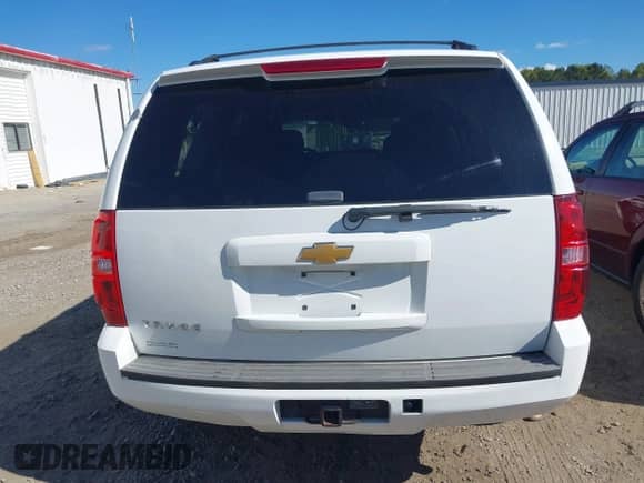 2012 Chevrolet Tahoe LS с VIN 1GNSCAE09CR289823, выставлен на аукционе IAAI как лот 40632668 с пробегом 232 951 миль миль и . История ставок и продаж доступна на DreamBid. Изображение 16.