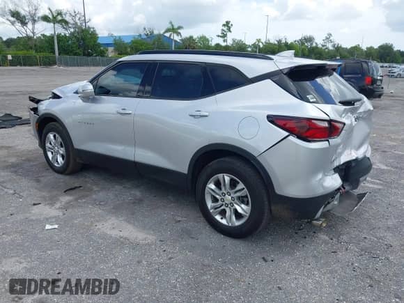 2020 Chevrolet Blazer LT с VIN 3GNKBCR43LS656501, выставлен на аукционе IAAI как лот 43109505 с пробегом 45 732 миль миль и . История ставок и продаж доступна на DreamBid. Изображение 3.