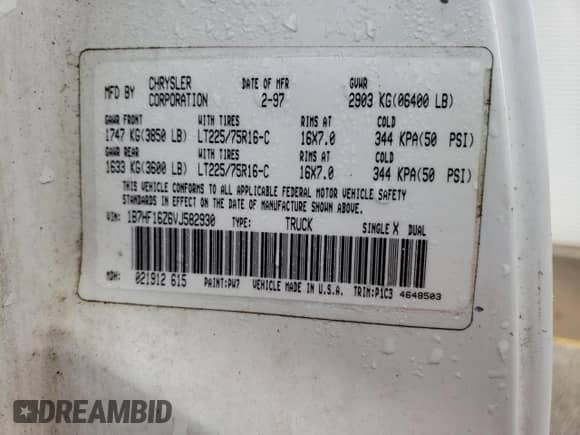 1997 Dodge 1500 with VIN 1B7HF16Z6VJ582930, listed as a Copart auction lot 45927864 with 165,482 mi miles and Salvage title. Bid and sale history available at DreamBid. Image 12.