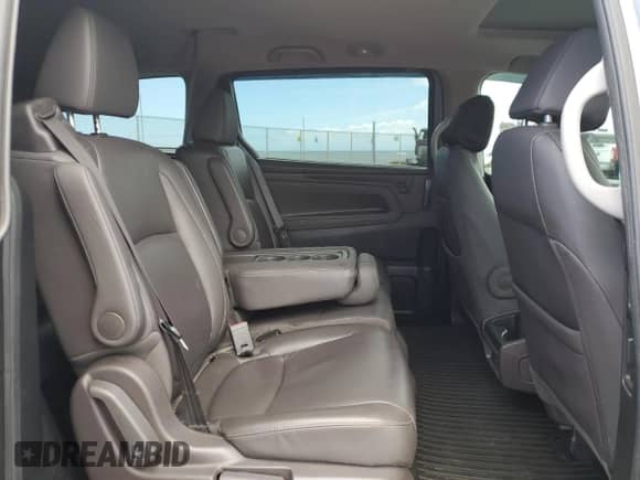 2019 Honda Odyssey EX-L with VIN 5FNRL6H77KB117842, listed as a Copart auction lot 68346585 with 60,530 mi miles and Clean title. Bid and sale history available at DreamBid. Image 11.