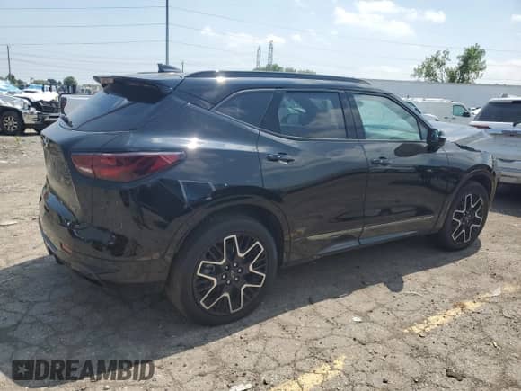 2023 Chevrolet Blazer RS z VIN 3GNKBKRS9PS147303, wystawiony jako Copart lot #63704505 z przebiegiem 55 798 mil mil oraz Szkoda całkowita • Salvage title. Historia ofert i sprzedaży dostępna na DreamBid. Obrazek 3.