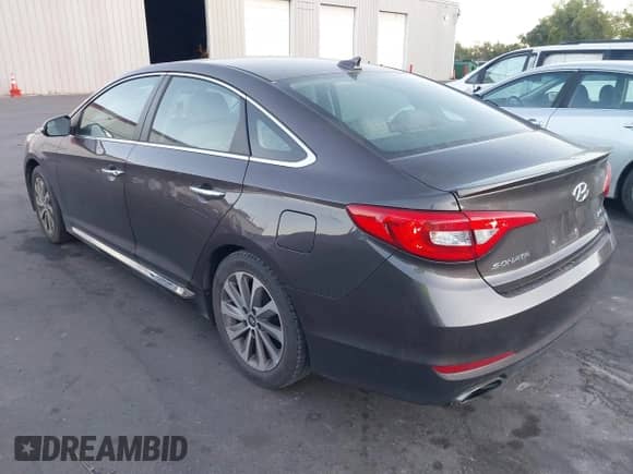 2016 Hyundai Sonata Sport с VIN 5NPE34AF2GH395321, выставлен на аукционе IAAI как лот 42956317 с пробегом 121 071 миль миль и . История ставок и продаж доступна на DreamBid. Изображение 3.