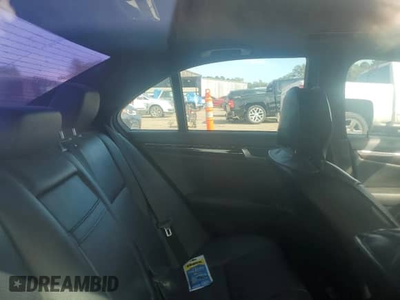 2014 Mercedes-Benz C 250 Sport with VIN WDDGF4HBXEA937911, listed as a Copart auction lot 82749495 with 100,337 mi miles and Clean title. Bid and sale history available at DreamBid. Image 10.