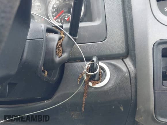 2014 Ram 1500 Express z VIN 3C6JR6ATXEG310186, wystawiony jako IAAI lot #42221601 z przebiegiem 56 684 mil mil oraz . Historia ofert i sprzedaży dostępna na DreamBid. Obrazek 11.