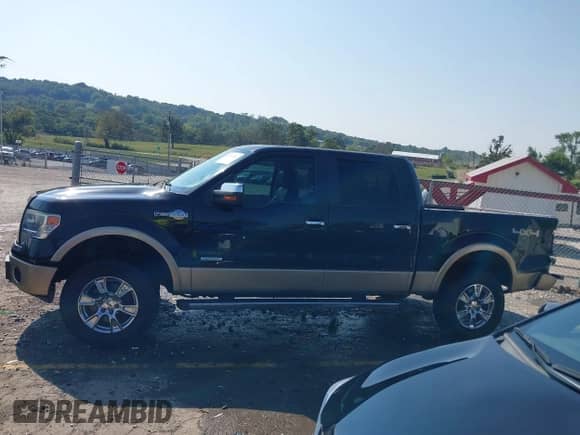 2014 Ford F-150 XL z VIN 1FTFW1ET3EKE95596, wystawiony jako IAAI lot #43184562 z przebiegiem 125 153 mil mil oraz . Historia ofert i sprzedaży dostępna na DreamBid. Obrazek 15.