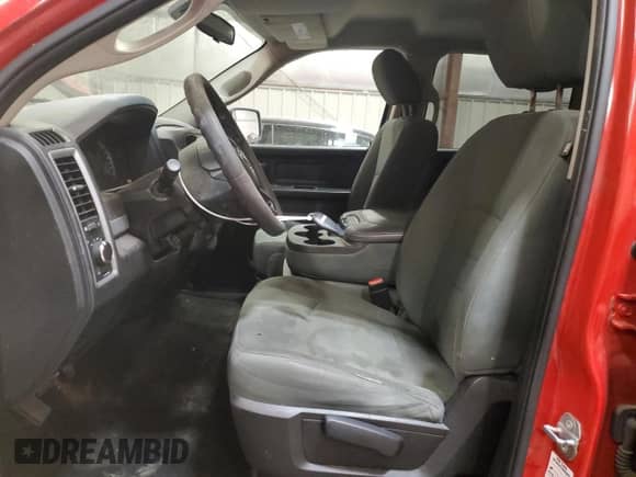 2016 Ram 1500 Tradesman z VIN 1C6RR7ST0GS134509, wystawiony jako Copart lot #80149924 z przebiegiem 135 772 mil mil oraz Czysty tytuł • Clean title. Historia ofert i sprzedaży dostępna na DreamBid. Obrazek 7.