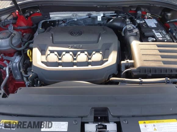 2024 Volkswagen Tiguan SE с VIN 3VVMB7AX9RM103865, выставлен на аукционе IAAI как лот 42817436 с пробегом 4 554 миль миль и . История ставок и продаж доступна на DreamBid. Изображение 10.