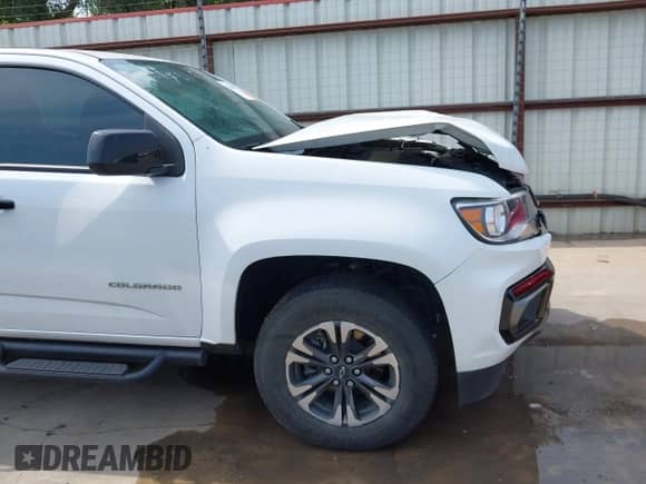 2022 Chevrolet Colorado 2WD Z71 с VIN 1GCGSDENXN1194641, выставлен на аукционе IAAI как лот 42254087 с пробегом 39 979 миль миль и . История ставок и продаж доступна на DreamBid. Изображение 17.