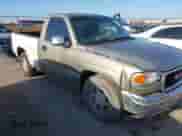 2001 GMC Sierra 1500 SL z VIN 1GTEC14V81Z333066, wystawiony jako IAAI lot #41959464 z przebiegiem 417 637 mil mil oraz . Historia ofert i sprzedaży dostępna na DreamBid. Obrazek 13.