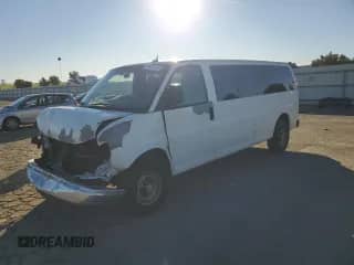 2012 Chevrolet Express Passenger 1LT с VIN 1GAZG1FA6C1128811, выставлен на аукционе Copart как лот 89376155 с пробегом 165 888 миль миль и Списание • Salvage title. История ставок и продаж доступна на DreamBid. Изображение 1.