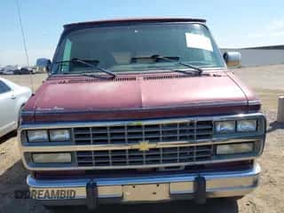 1995 Chevrolet Chevy Van with VIN 1GBEG25KXSF139564, listed as a IAAI auction lot 42581604 with 207,833 mi miles and . Bid and sale history available at DreamBid. Image 6.