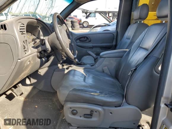 2004 Chevrolet TrailBlazer EXT LT с VIN 1GNET16P146145548, выставлен на аукционе Copart как лот 74612954 с пробегом 110 000 миль миль и Списание • Salvage title. История ставок и продаж доступна на DreamBid. Изображение 7.