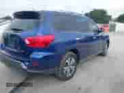 2018 Nissan Pathfinder SV с VIN 5N1DR2MN1JC629030, выставлен на аукционе IAAI как лот 42402019 с пробегом 174 119 миль миль и . История ставок и продаж доступна на DreamBid. Изображение 4.