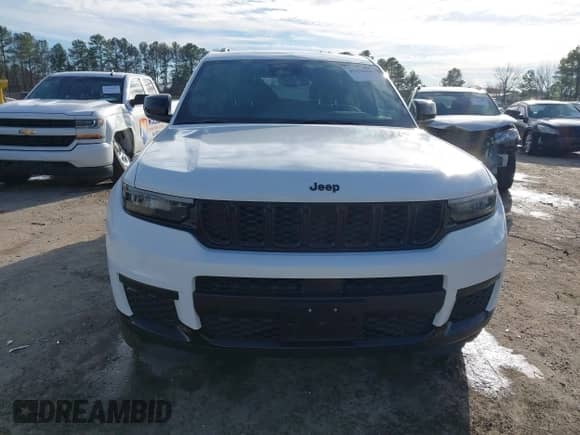 2023 Jeep Grand Cherokee Altitude with VIN 1C4RJKAGXP8793041, listed as a IAAI auction lot 41470466 with 15,477 mi miles and . Bid and sale history available at DreamBid. Image 12.